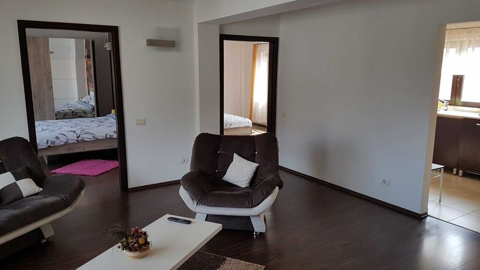 Centru, apartament cu 3 camere, 92mp utili, mobilat si utilat 170000 euro - Poză 17