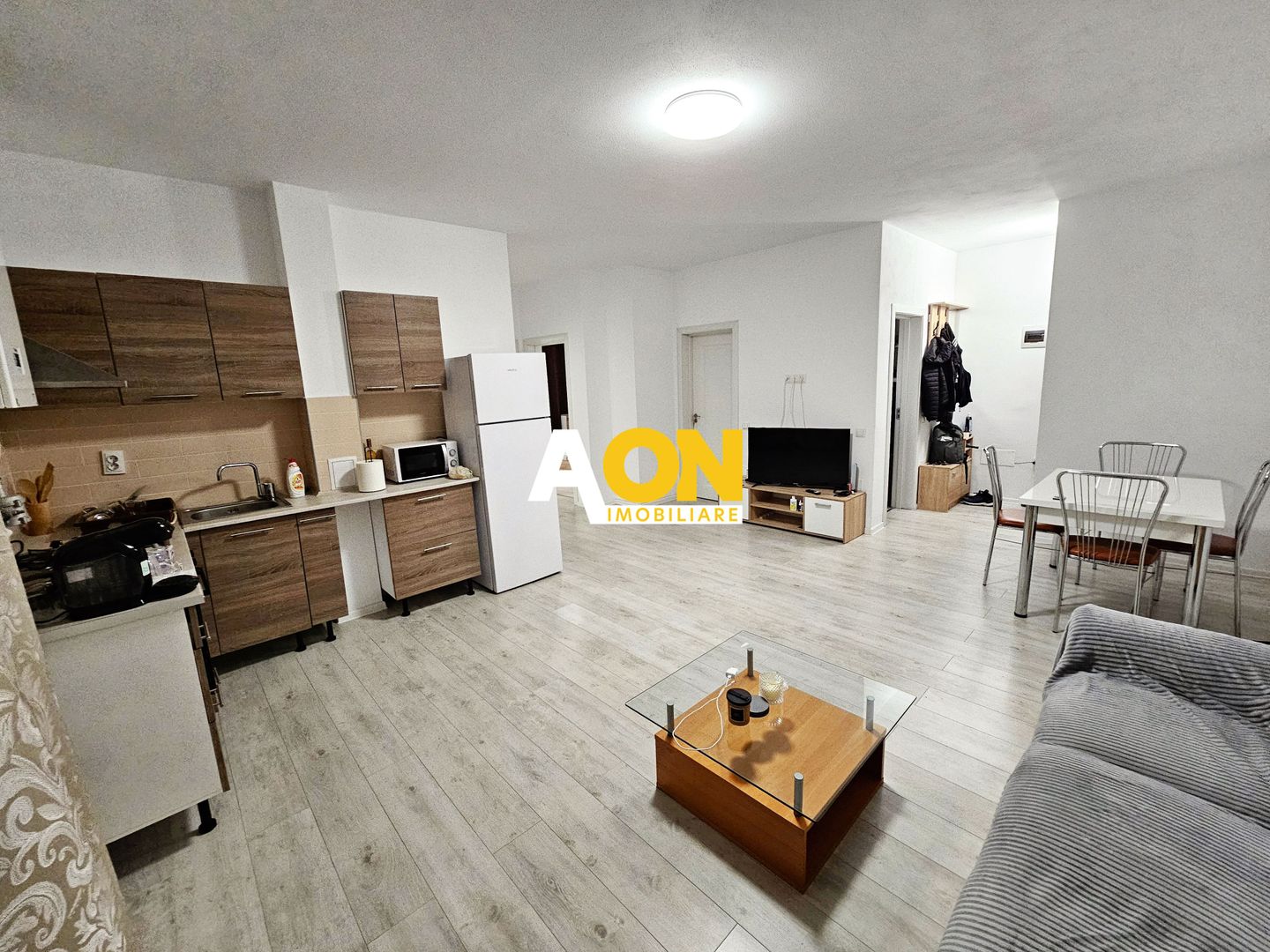 Apartament 3 camere, 2 bai, 2 balcoane, bloc nou, zona Ampoi 3 - Poză 3