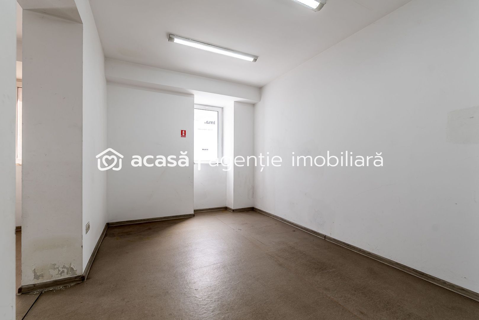 Spațiu comercial cu acces stradal, pe b-dul Decebal, ideal investiție - Poză 4