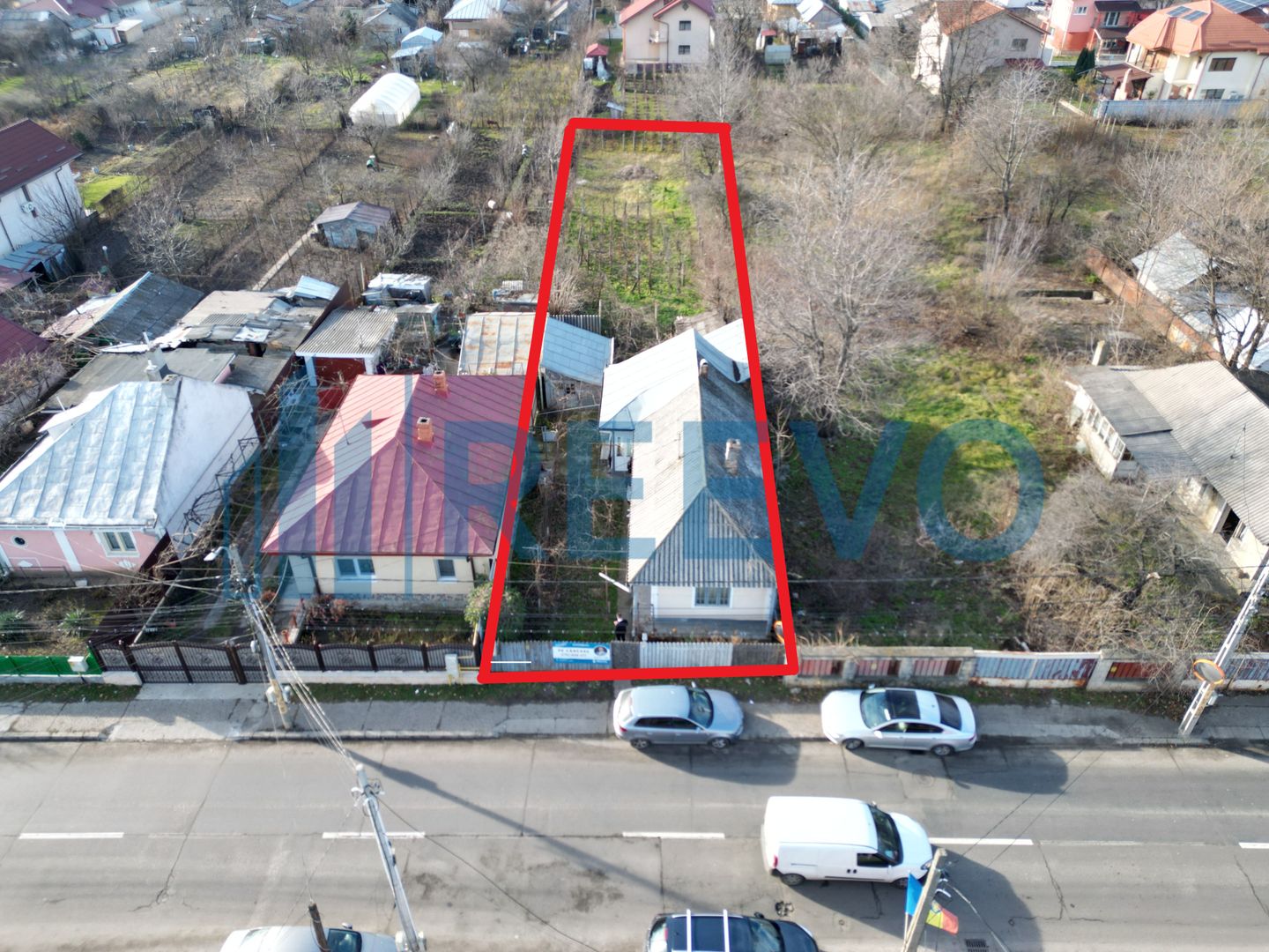 Casă și teren de vânzare, str Bucegi - Poză 3