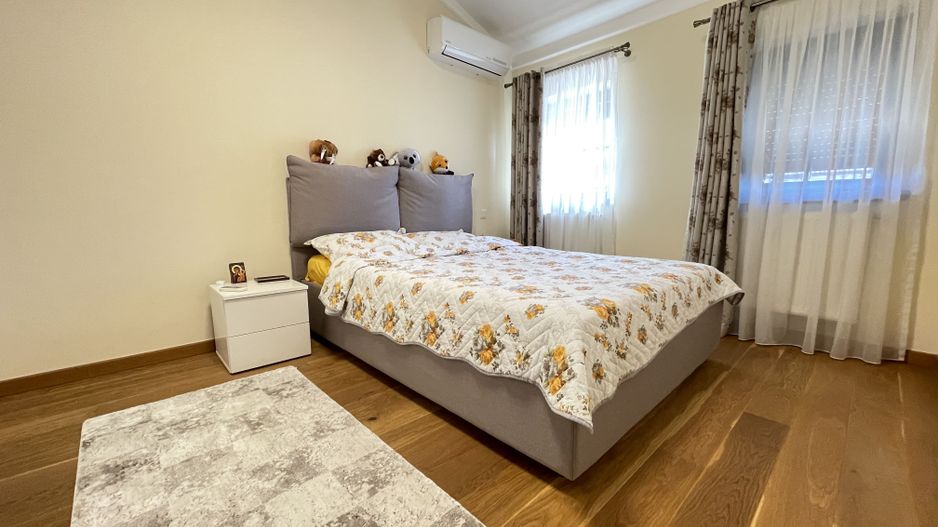 APARTAMENT DE LUX MOBILAT SI UTILAT - Poză 12