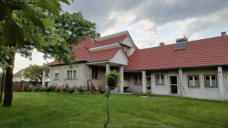 Casa de vanzare in Sacaseni, langa baile termale Tasnad - Poză 2