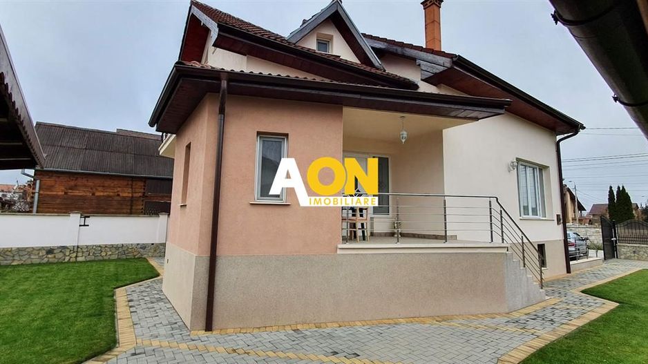 Casa 5 camere 567 mp teren la asfalt toate utilitatile Cetate - Poză 4