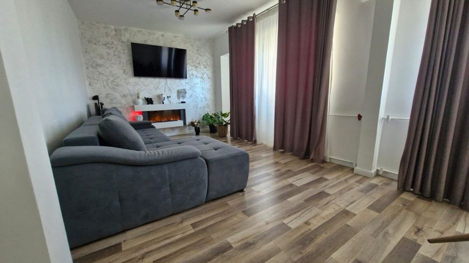 Apartament 4 camere, Dna Ghica - Poză 1