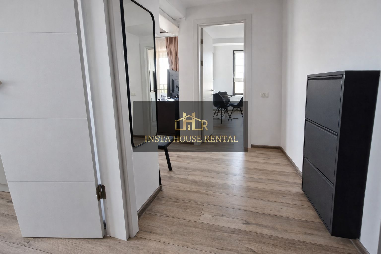 2 camere Sisesti - Balcon generos & Parcare - Poză 2