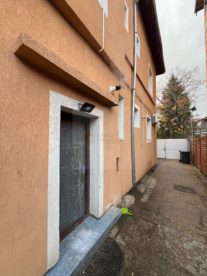 Vilă Modernă în Domenii, Aproape de Biserica Casin - Poză 19