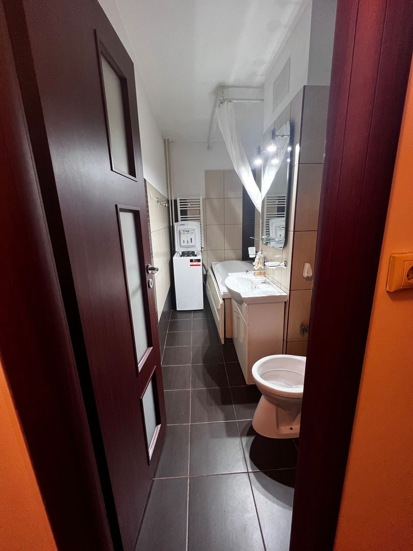 Închiriere garsonieră Teatrul Masca – Bd. Uverturii - Poză 7