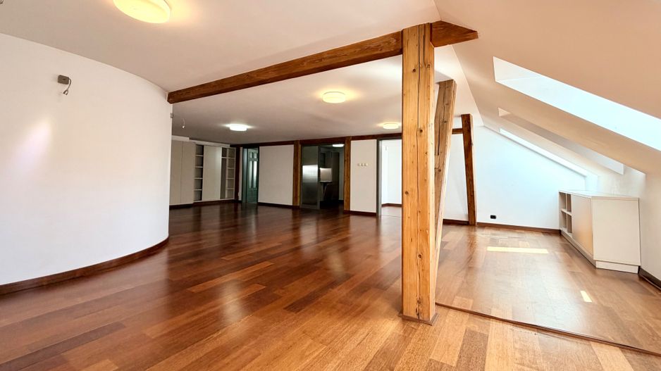 Spatiu pentru birou amenajat si generos in Piata Unirii - Poză 6