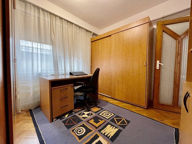 Apartament de inchiriat in Piata Sfantul Gheorghe - Poză 10