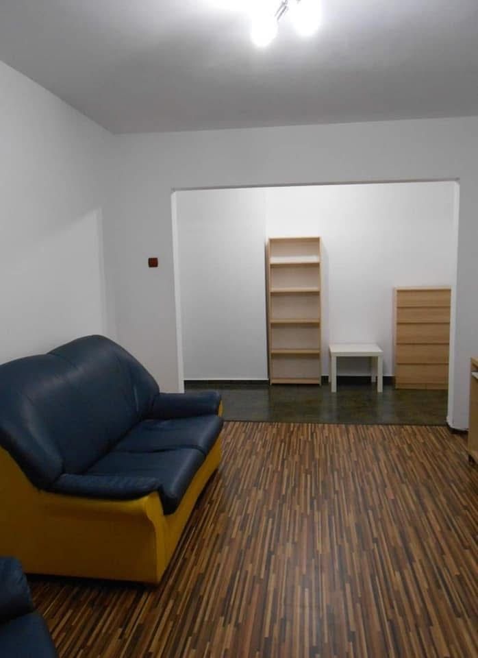 Apartament 3 camere,90 mp, balcon 15 mp, acces direct catre IOR - Poză 5