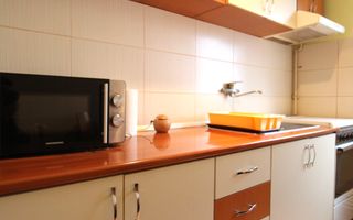 Cf 1, centrala proprie, balcon, intr-o zona linistita din Complex-ul Studentesc. - Poză 16