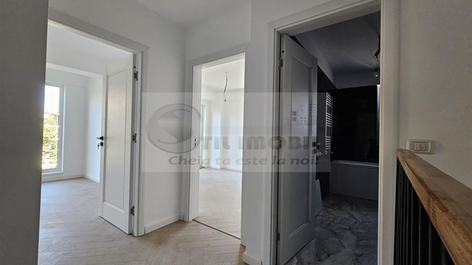 Apartament exclusivist dispus P+1E  - 82mp - Poză 6