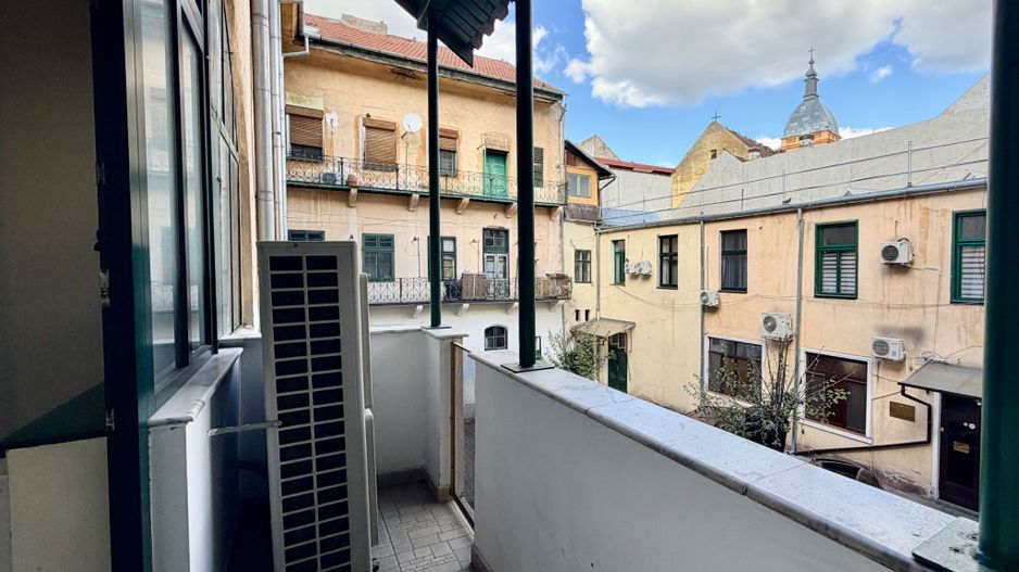 Spațiu ideal pentru cabinet sau activități de birou- Piața Unirii - Poză 21