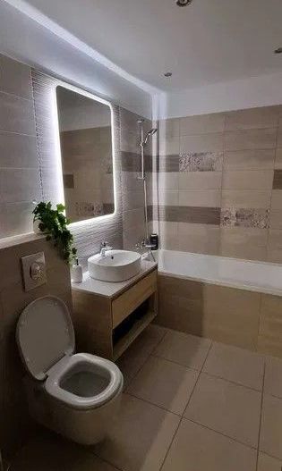 Apartament 2 camere, Complex Urban- Coresi Mall , 169000Euro - Poză 3