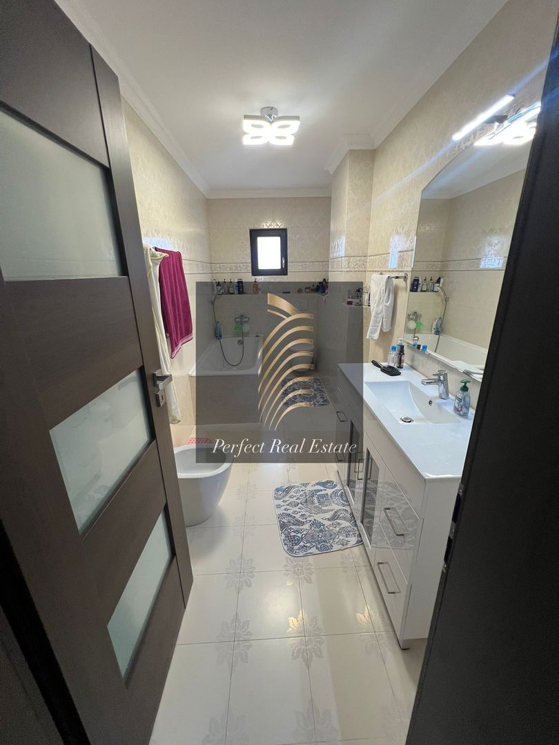 VILĂ DE VÂNZARE – EXCLUSIVITATE – ZONA STADION - Poză 3