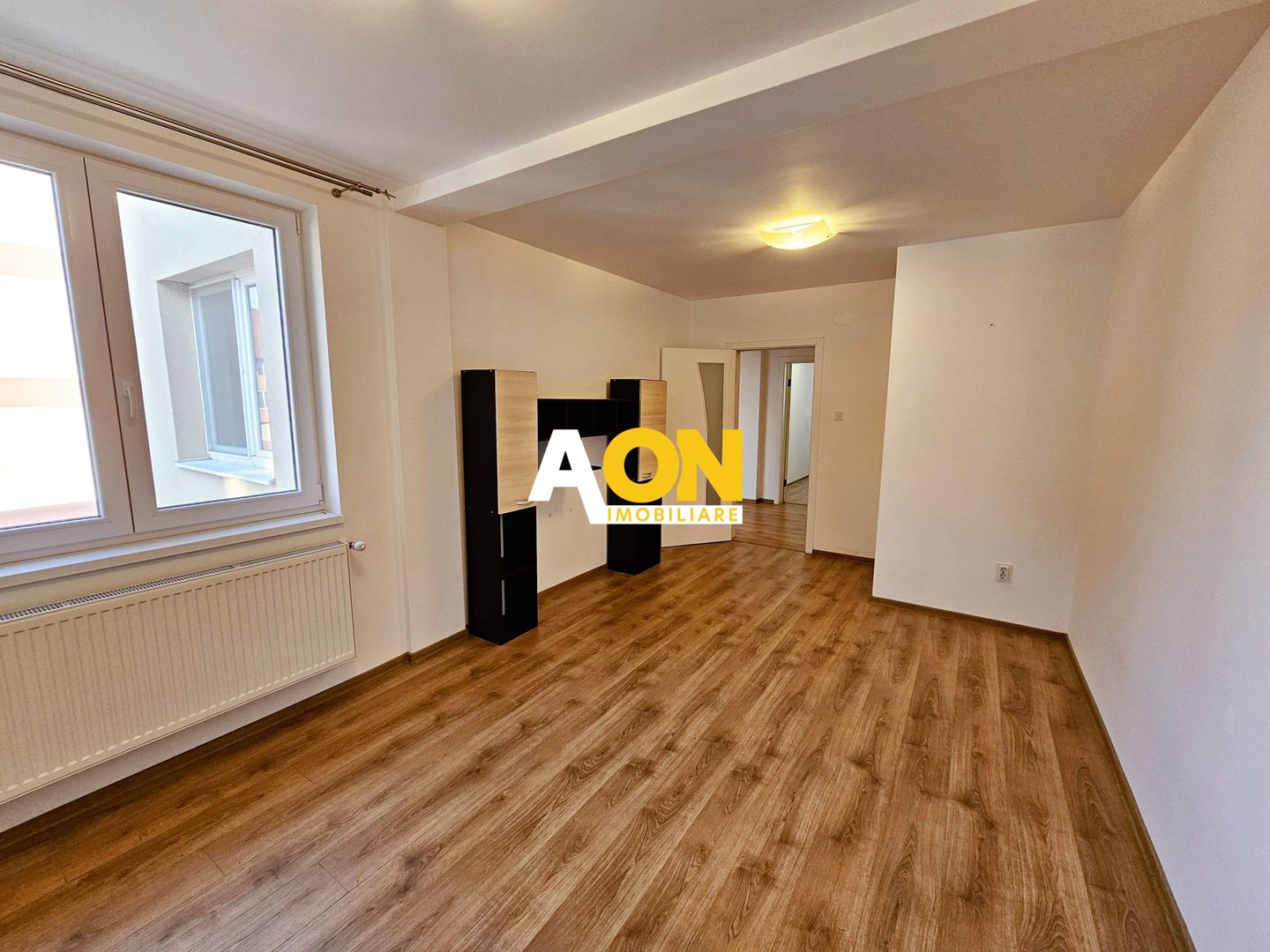 Penthouse 4 camere, mobilat, 100 mp utili + terasa 88 mp, ultracentral - Poză 3