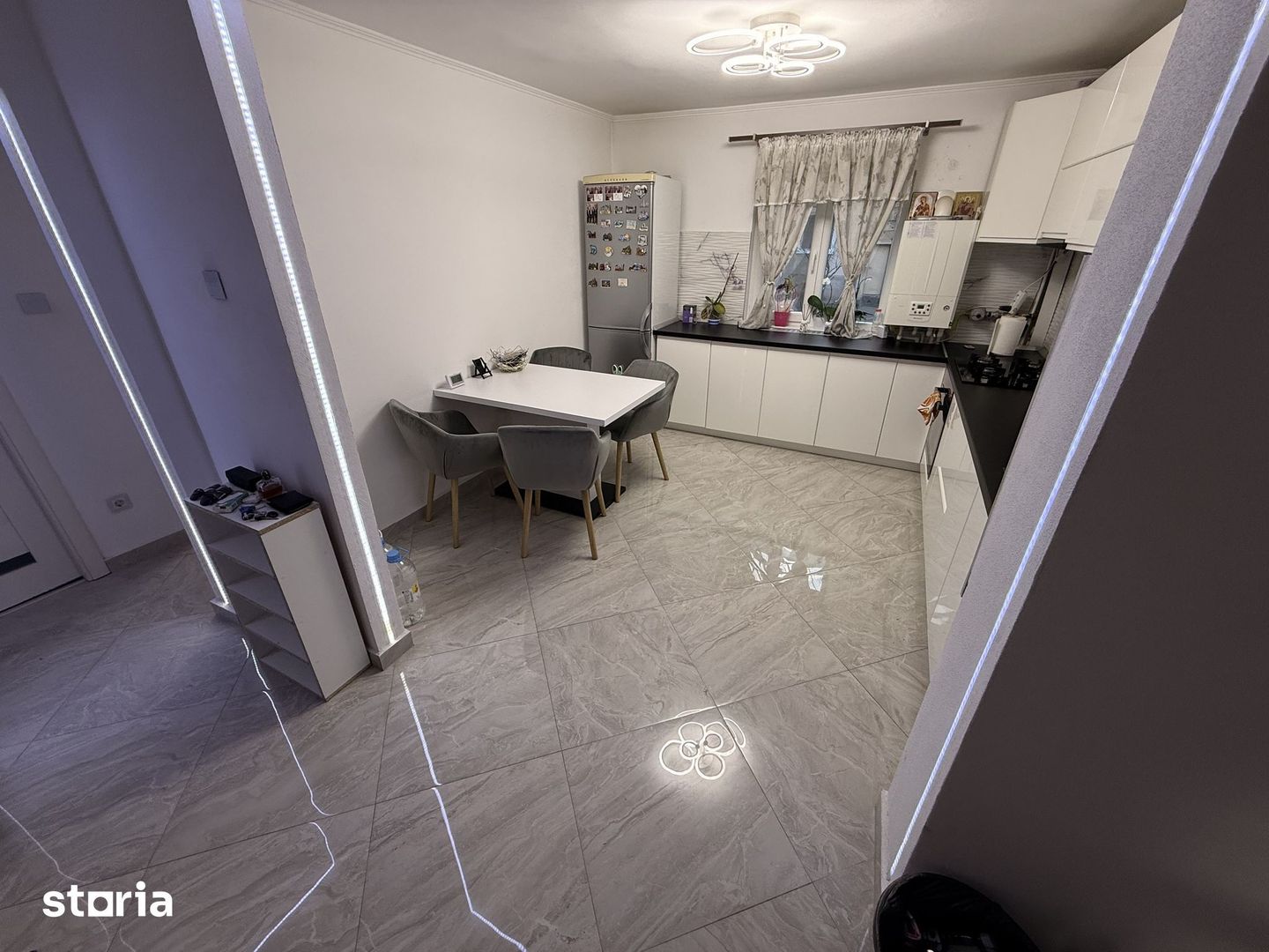 Apartament 2 camere de vanzare Gorjului - Poză 3