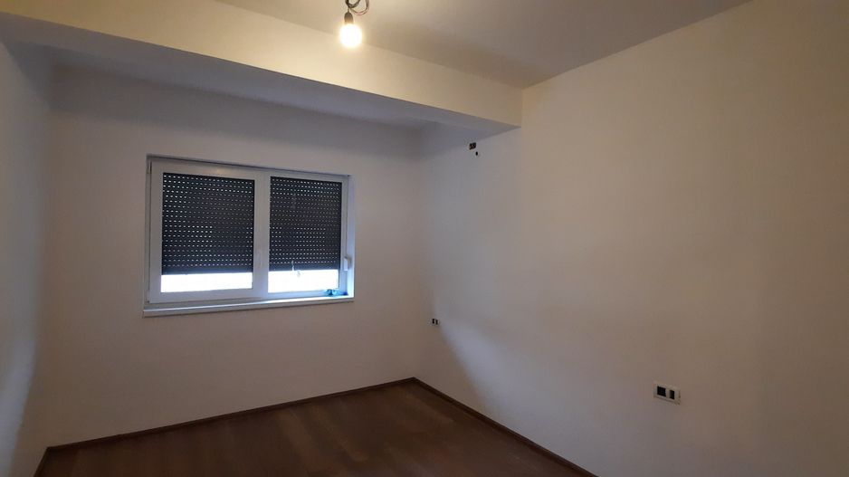 Apartament cu 6 camere si 4 locuri de parcare - Kaufland - Poză 7