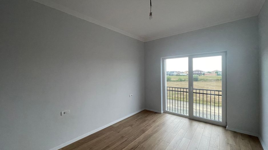 Duplex 5 camere cu finisaje premium-Moșnița Nouă - Poză 12