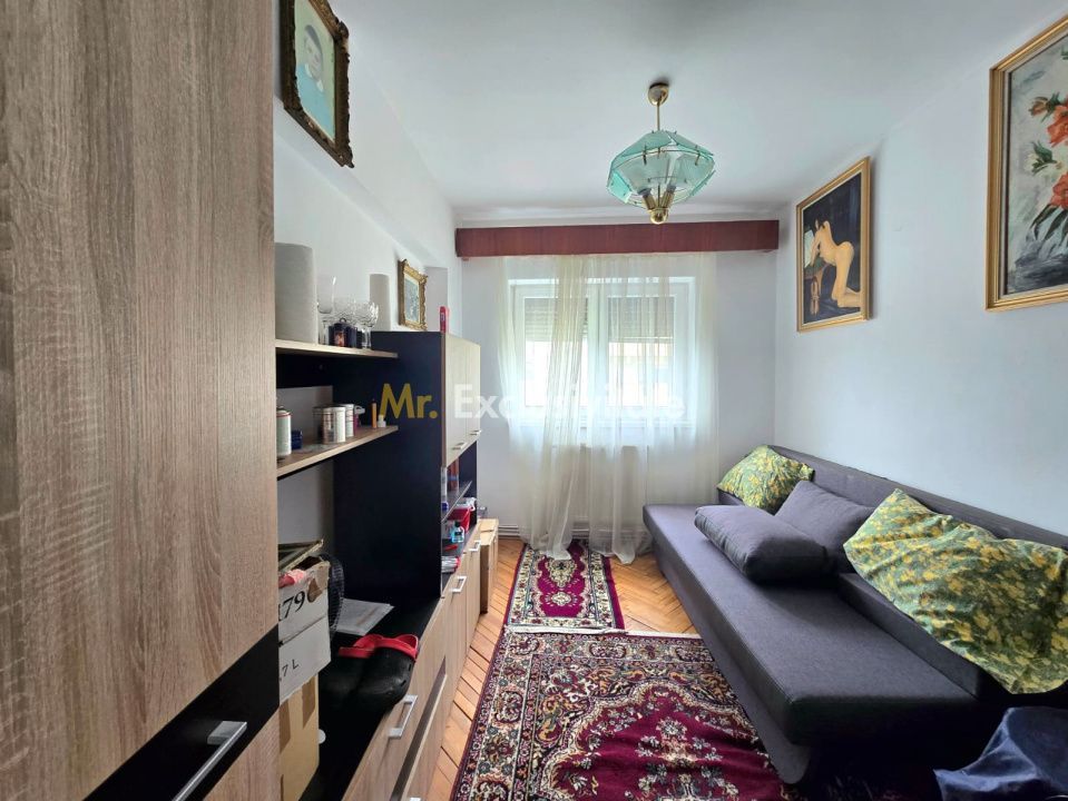 De vânzare apartament 4 camere Careiului Satu Mare - Poză 7
