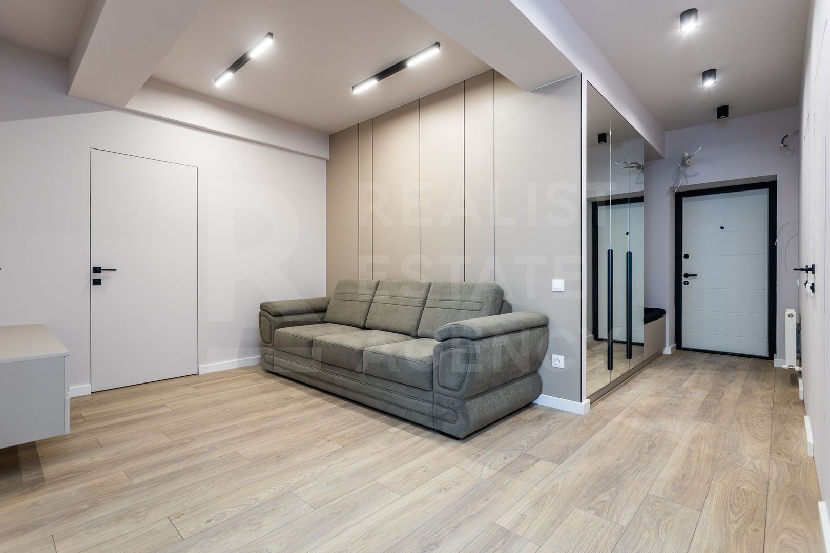 Vânzare apartament 2 camere,strada Alba Iulia, Buiucani. - Poză 7