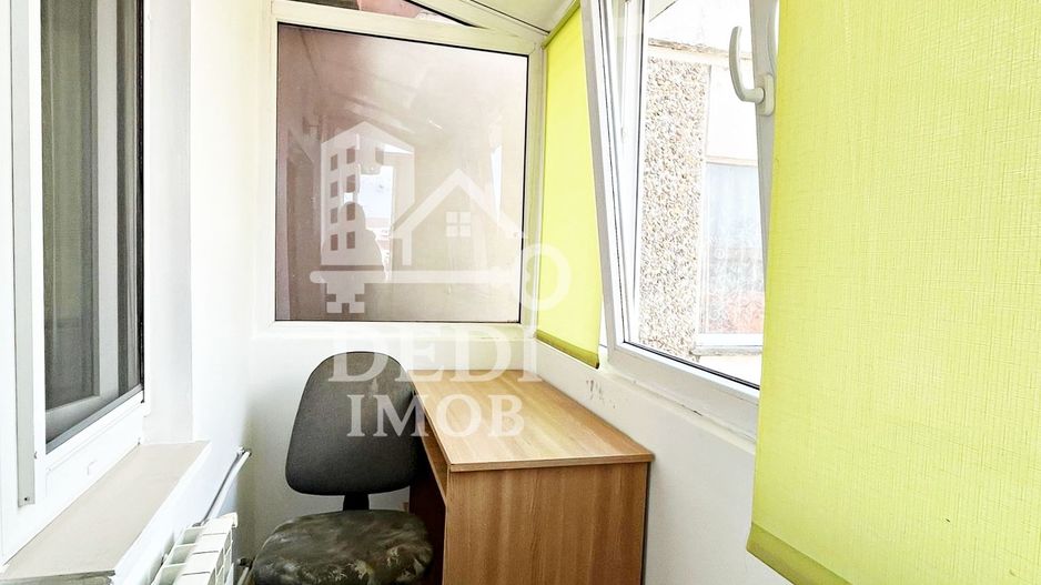 Apartament cu 3 camere de inchiriat zona Rogerius, Oradea - Poză 11