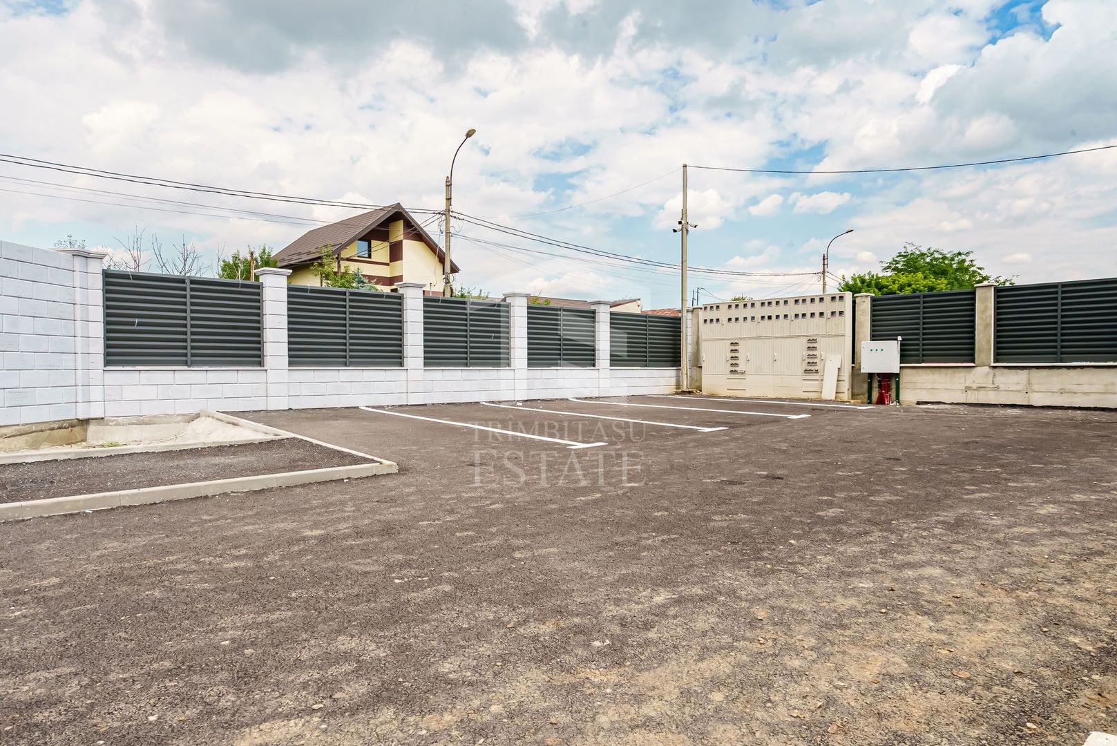 Case  P+1+M 140 mp Curte Parcare Tiparnitei Sect 5 Dedeman Giurgiului - Poză 14