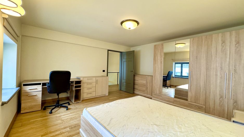 Apartament 3 camere, elegant si spațios, in Piața Unirii - Poză 20