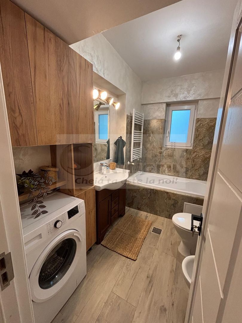 Apartament 4 camere, LUX, Capat CUG- 650 EURO - Poză 17