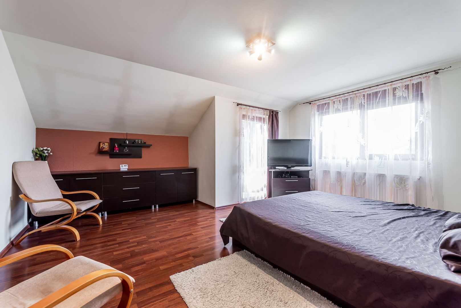 VILĂ MODERNĂ CU PISCINĂ, SAUNĂ- COMISION 0% – ARADUL NOU - Poză 7