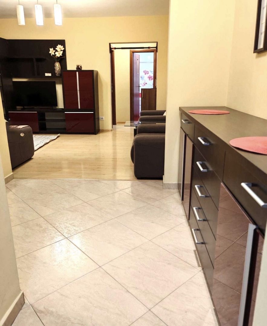 AP. 3 CAMERE- IANCULUI, BUCATARIE INCHISA, MOBILAT/UTILAT MODERN - Poză 3