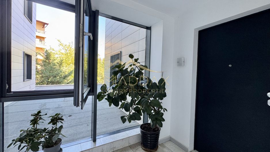 Apartament cu 4 camere *200mp* + 1 Parcare // Herastrau - Lake View - Poză 47