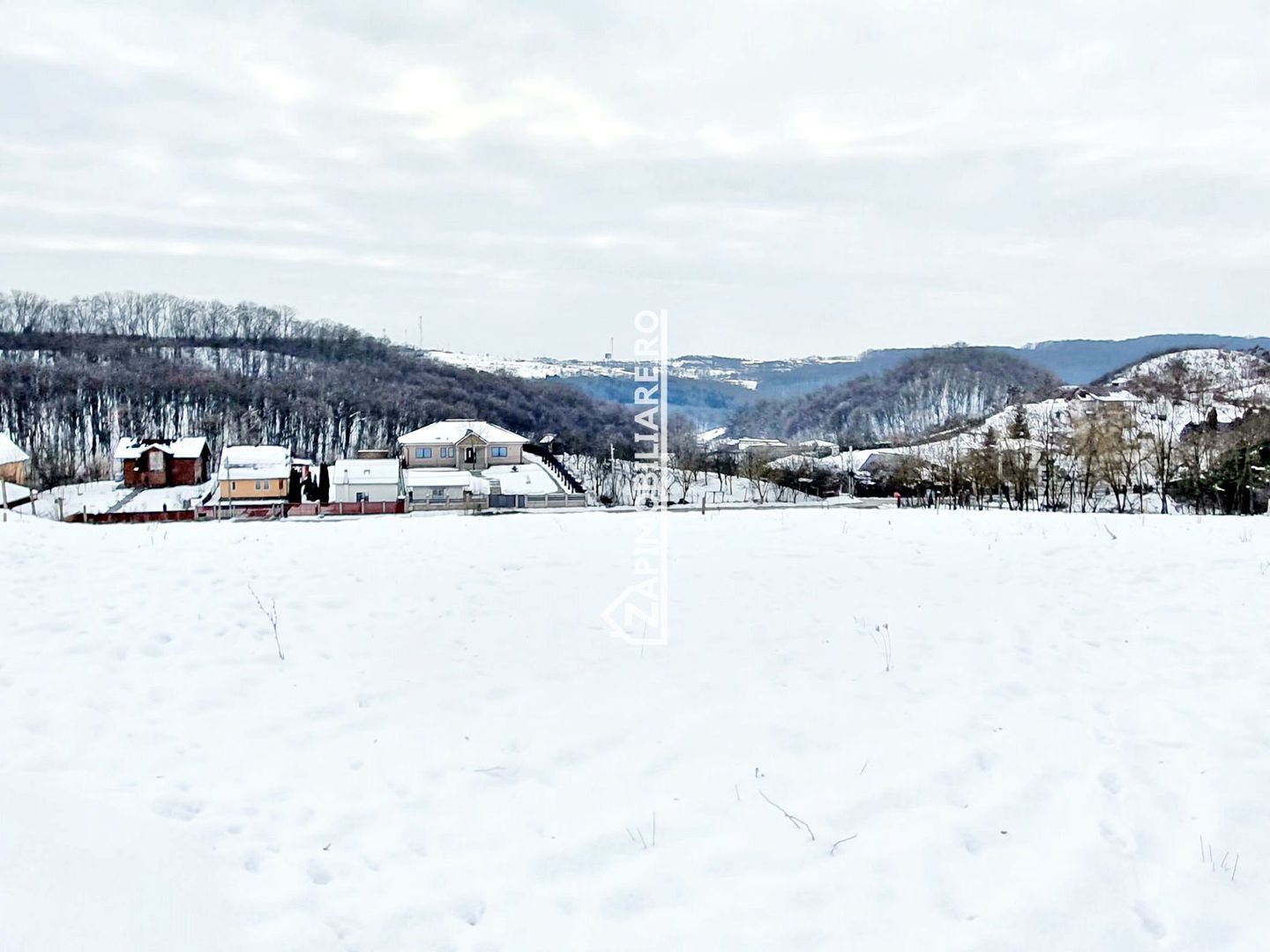 Teren intravilan 1.500 mp. Corunca Valea Iubirii 65 euro mp - Poză 8