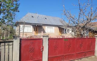 Casă de vânzare în URIU - 1400 mp teren . - Poză 3