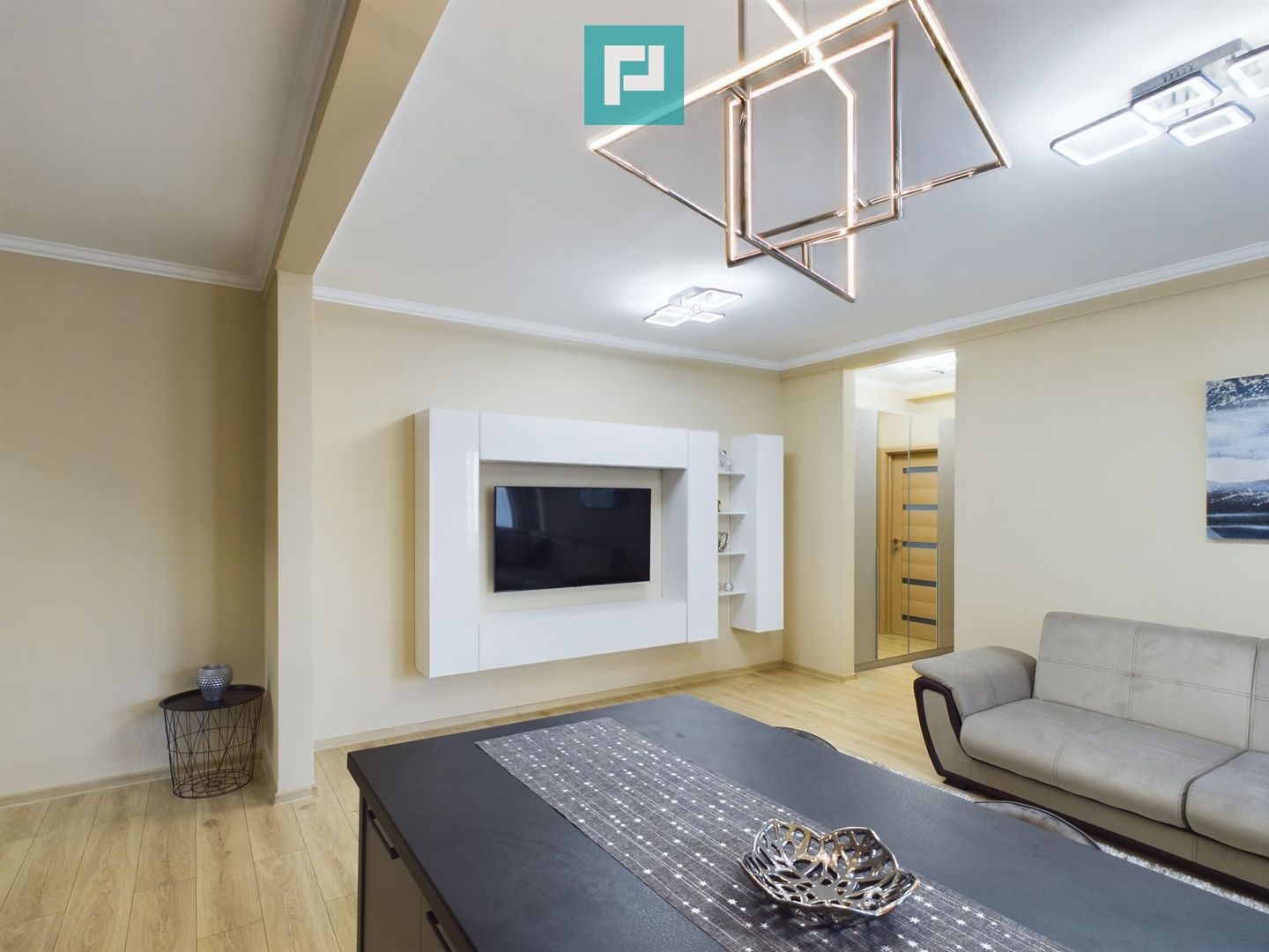 Apartament de lux cu 2 camere etaj 1, Micălaca - Poză 4