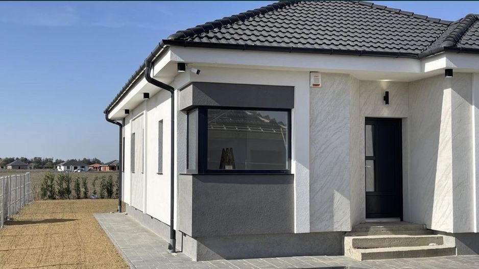 Casa de vanzare Odoreu, cartierul Olimp, Jud. Satu Mare - Poză 1