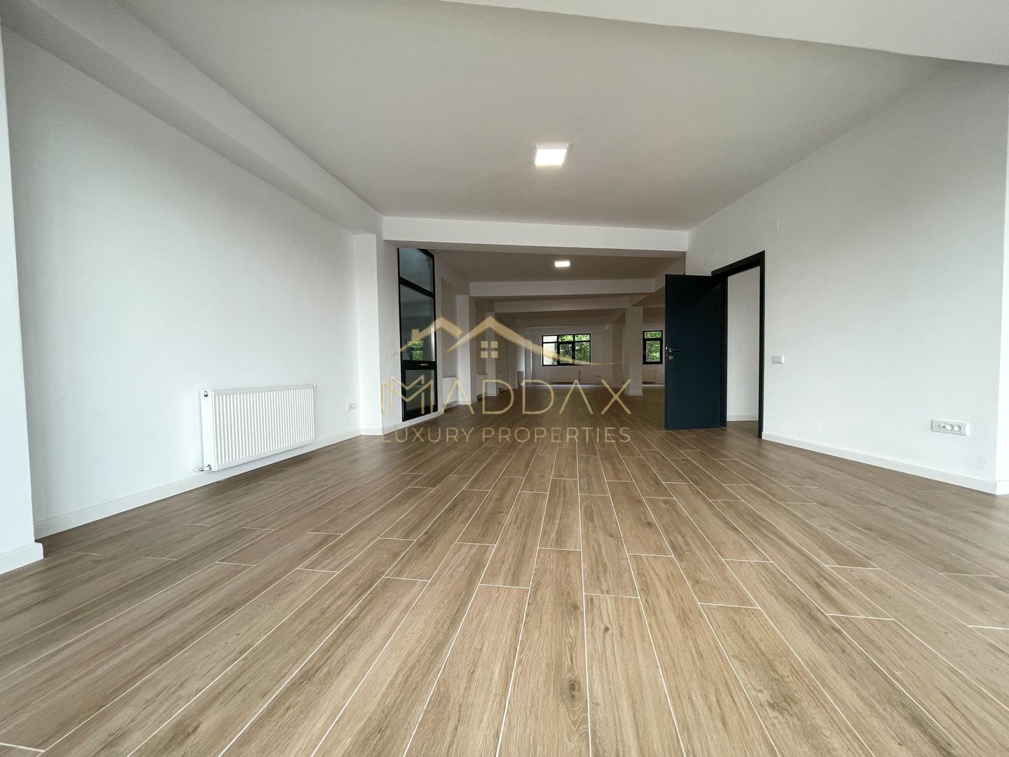 Spatiu comercial ***Prima Inchiriere*** // Victoriei - Poză 43