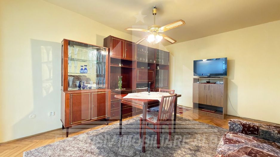 Apartament cu 3 camere | 2 bai | 64 mp | Cetate - Mercur - Poză 2