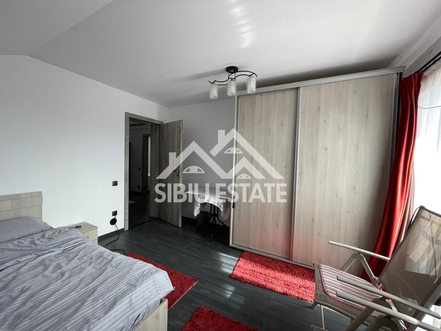Apartament de vanzare 3 camere si 2 locuri parcareSelimbar - Poză 11