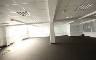 Spatii birouri/servicii - Poză 57