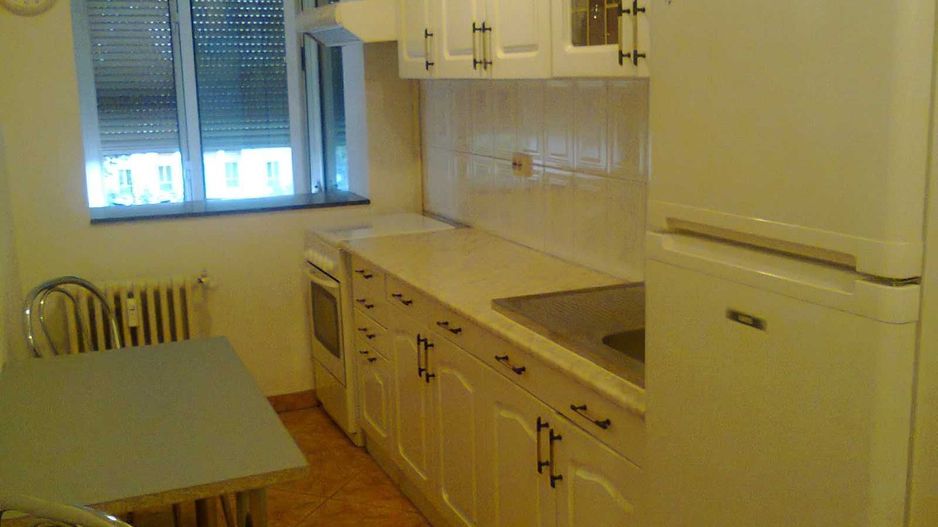 Apartament 2 camere de inchiriat - Piata Victoriei Iancu de Hunedoara - Poză 3