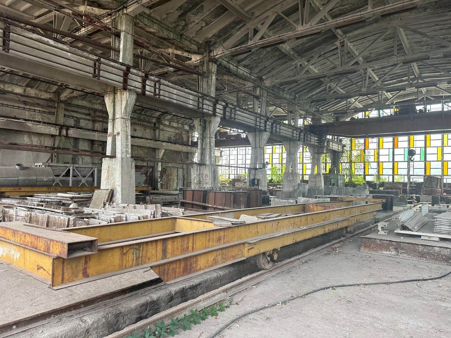 Platformă Industrială cu Cale Ferată si Infrastructură Completă - Poză 3