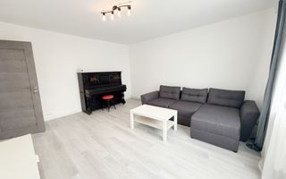 Inchiriere Apartament 3 camere decomandat Trivale - Poză 2