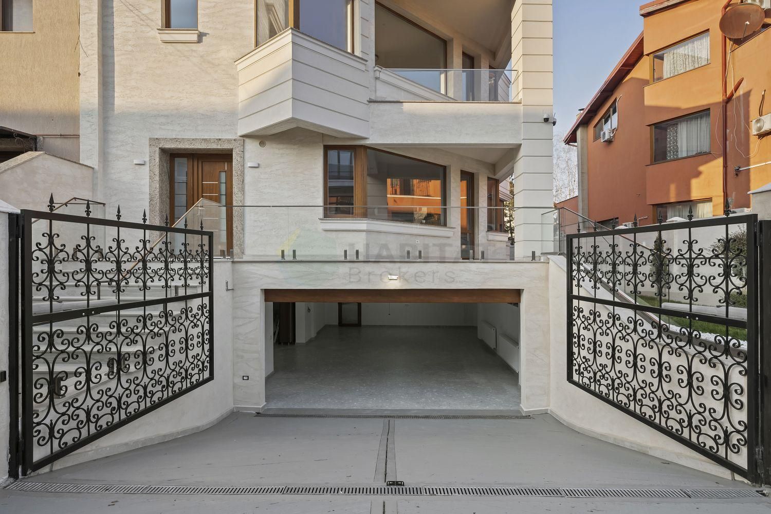 Vilă de lux  | Pipera – 7 camere, 5 băi, 4 terase | 1.500.000 EUR - Poză 3