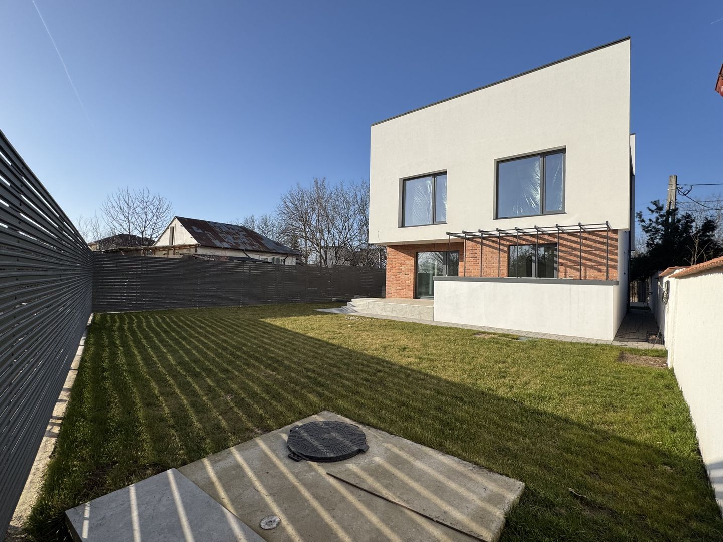 Vila de vânzare în Tunari - Zona ideală pentru tine! - Poză 11