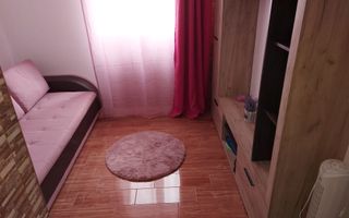 Garsonieră de vânzare Sibiu | Tiglari | 13 mp, etaj 3, renovată - Poză 1