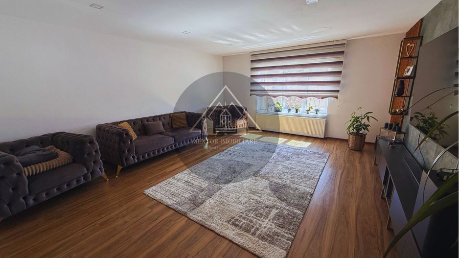 Casa de 4 camere, de vanzare - Poză 9