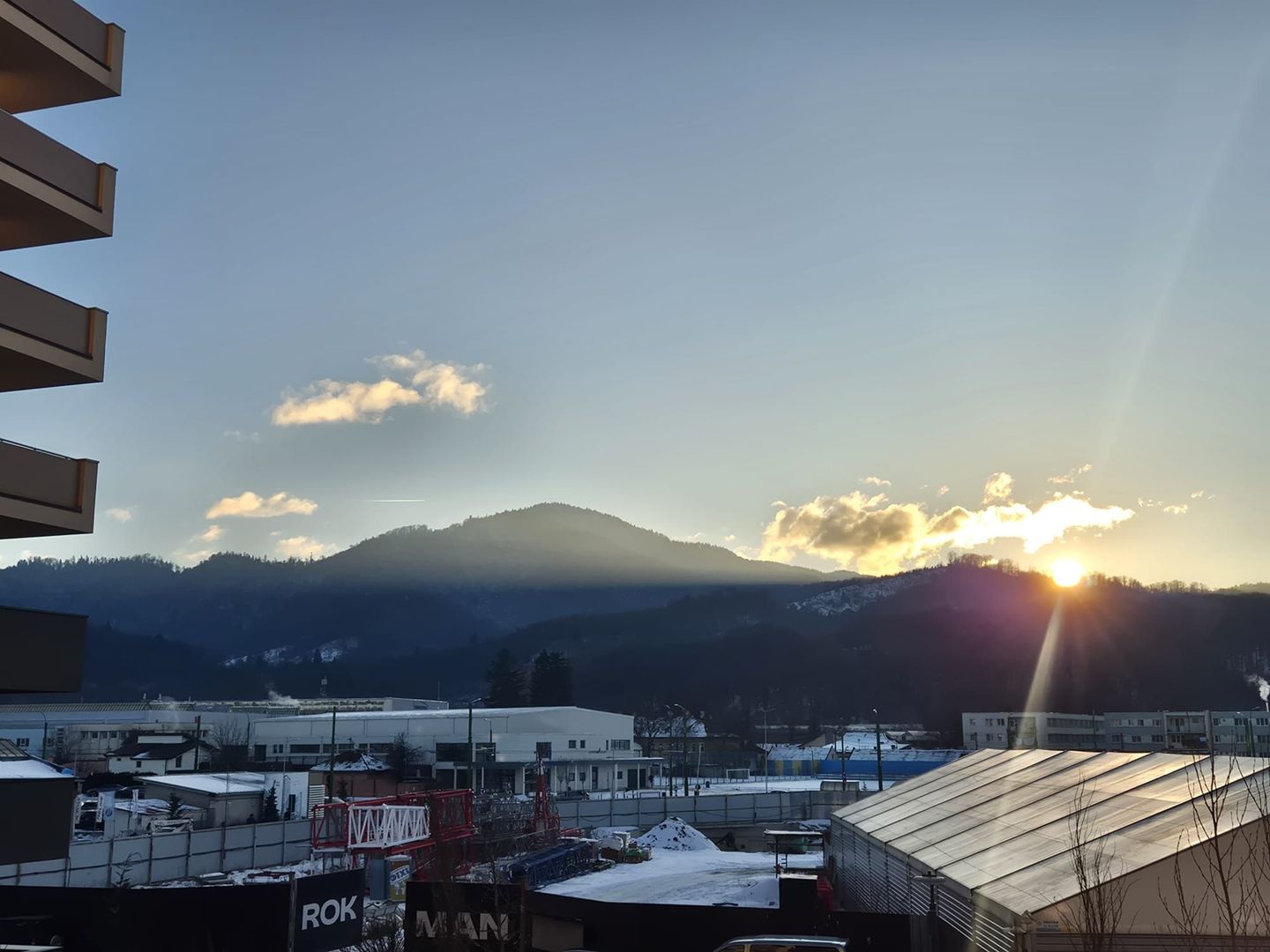 URBAN PLAZA, bloc nou, orientare vestică, apartament la cheie - Poză 1