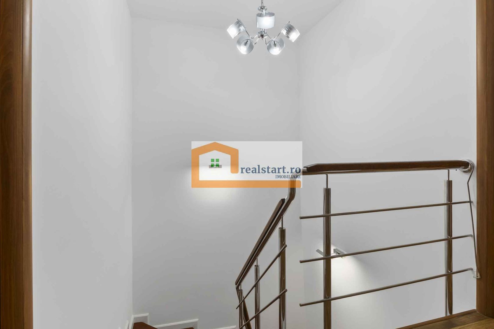 Tractorul, Vila tip triplex P+1+M (de mijloc), 2 loc parcare, curte proprie - Poză 11