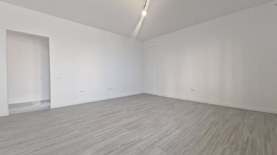METROU PACII 2 CAMERE CU GRADINA DE 150 mp  COMISION 0% - Poză 3